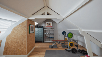 Les combles sont la pièce idéale pour installer sa salle de sport.