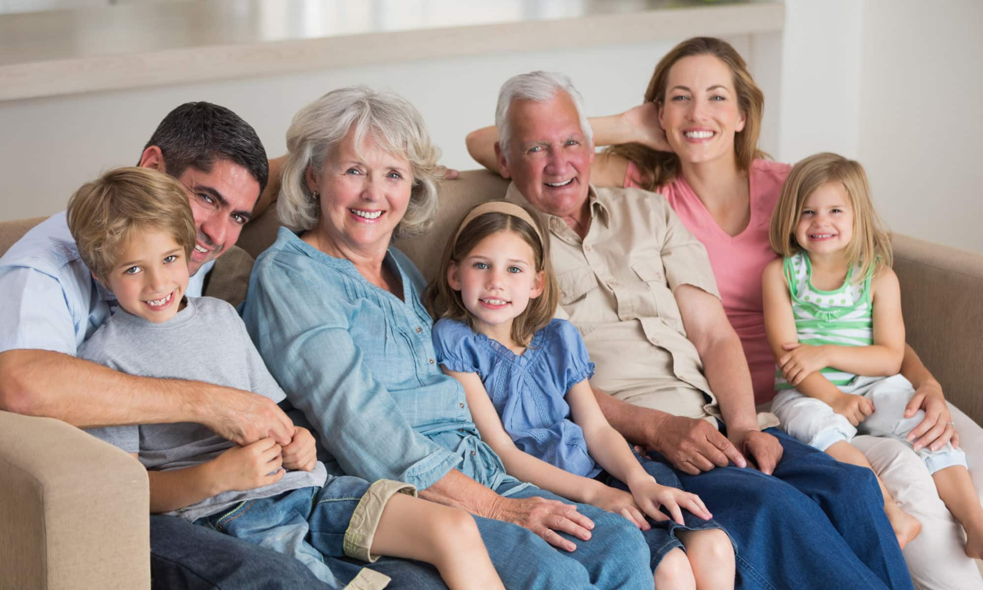 partage-foyer-plusieurs-générations-cohabitation- intergénérationnelle-vivre-ensemble