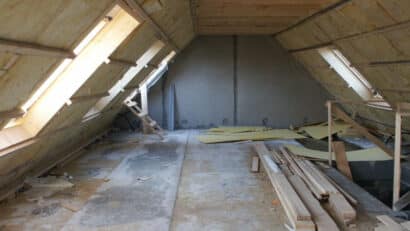 Isolation par l'intérieur de combles.