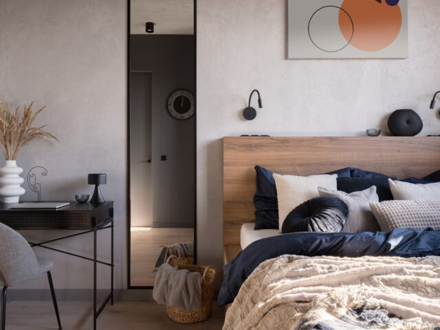 Comment fabriquer une tête de lit en tasseaux de bois ?